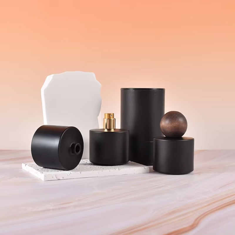  Botella de perfume personalizada de lujo de 50 ml con embalaje en caja