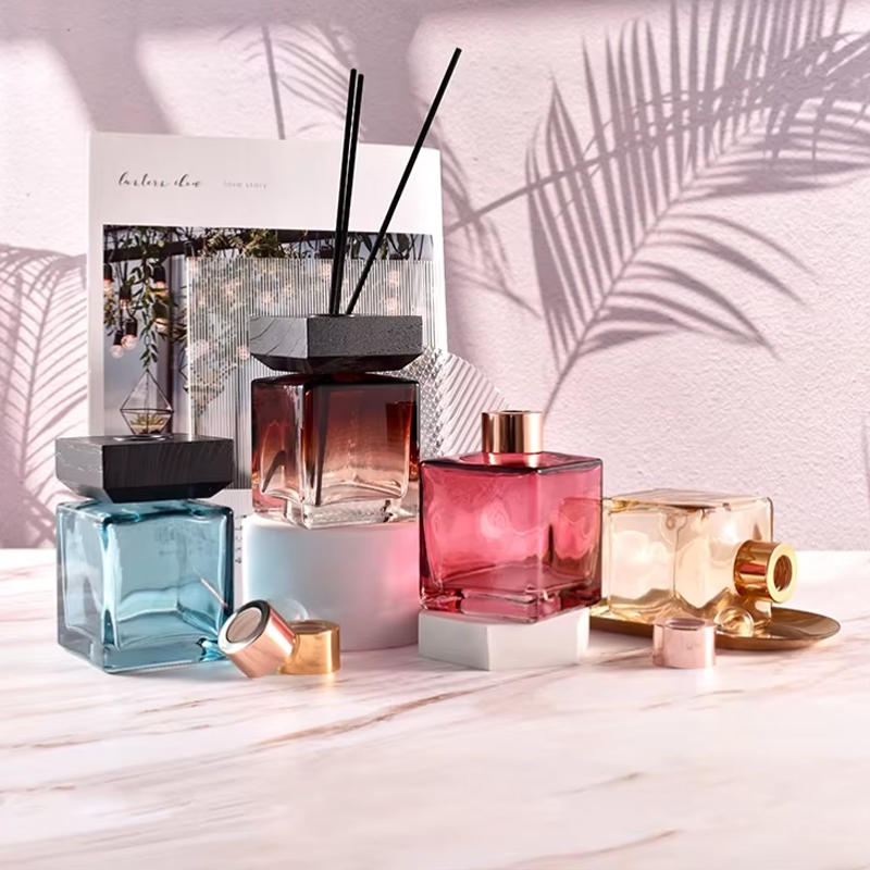 Botella difusora de láminas vacía con gradiente cuadrado clásico personalizado de 200 ml