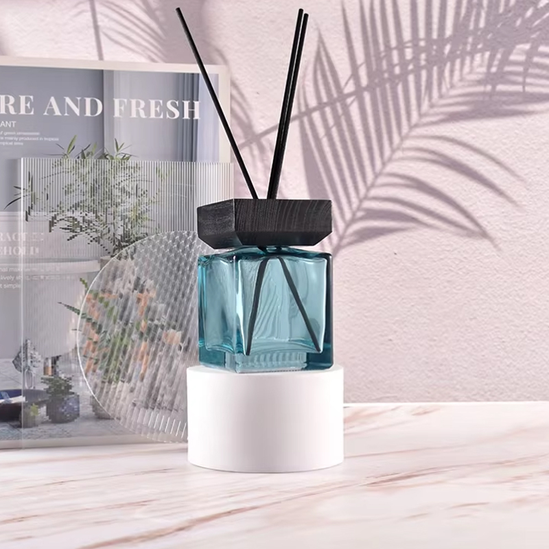 Botella difusora de láminas vacía con gradiente cuadrado clásico personalizado de 200 ml