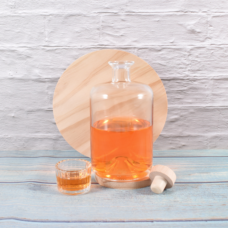 Botella de vidrio de ron al por mayor de 750 ml con corcho