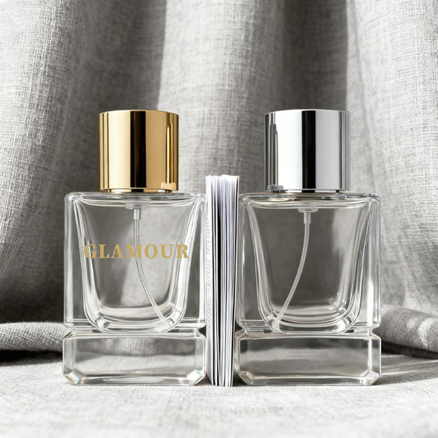 Frasco vacío de empaquetado de lujo portátil de la forma cuadrada 30ml 50ml 100ml de la botella con el rociador de la bomba 