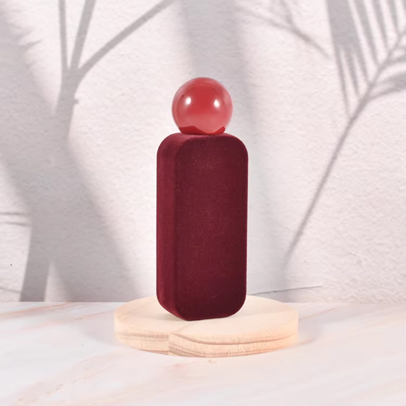 Modifique la botella de perfume de cristal para requisitos particulares de la botella de cristal 50ml del perfume del terciopelo que se reúne de la encrespadura de lujo del color 